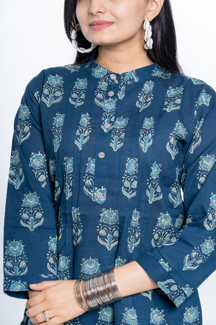 Ekisha's women pleated navy multicolor printed cotton tunic top short kurti, detailed view