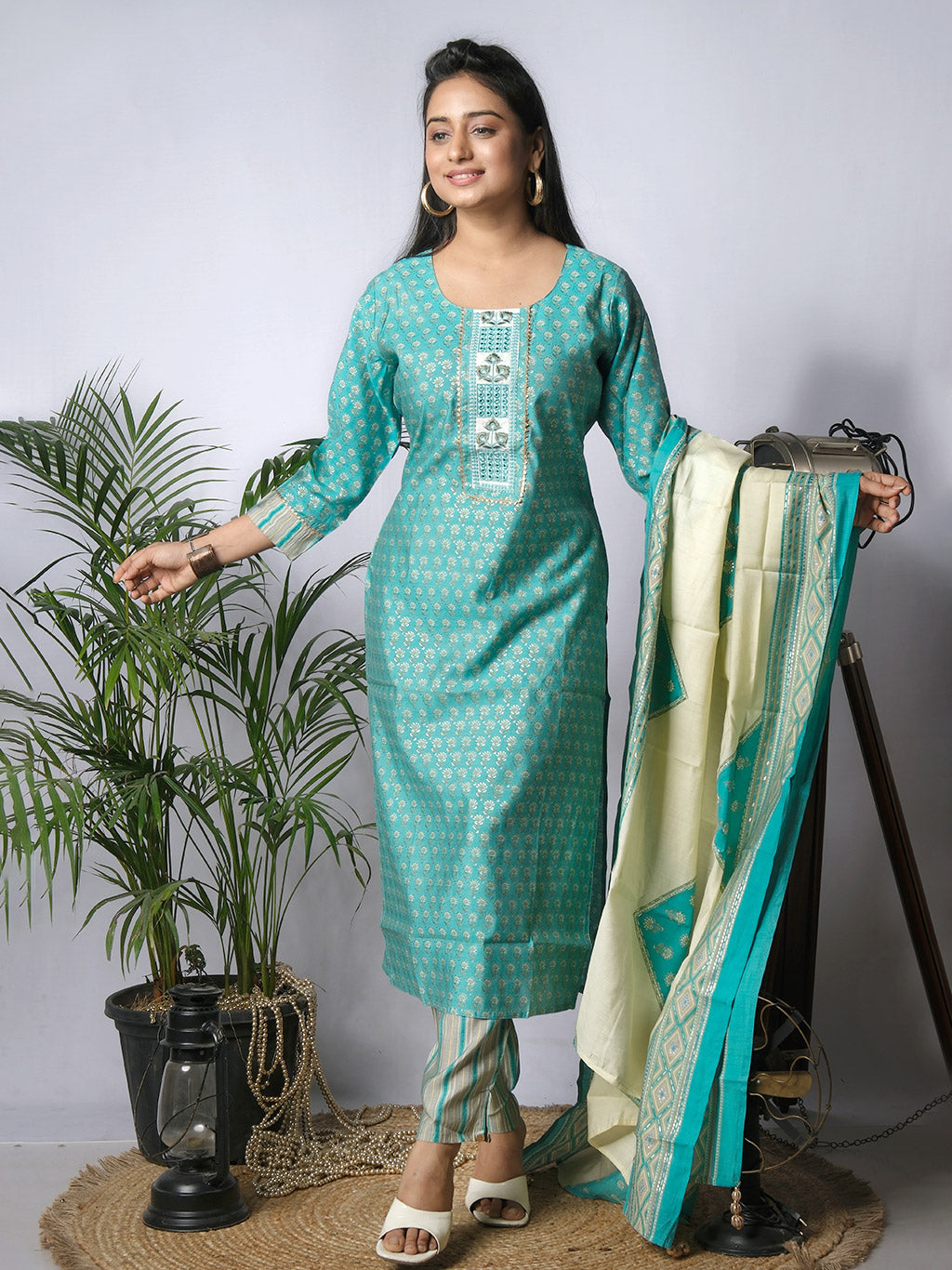 Cotton kurta, pant and dupatta, another side view