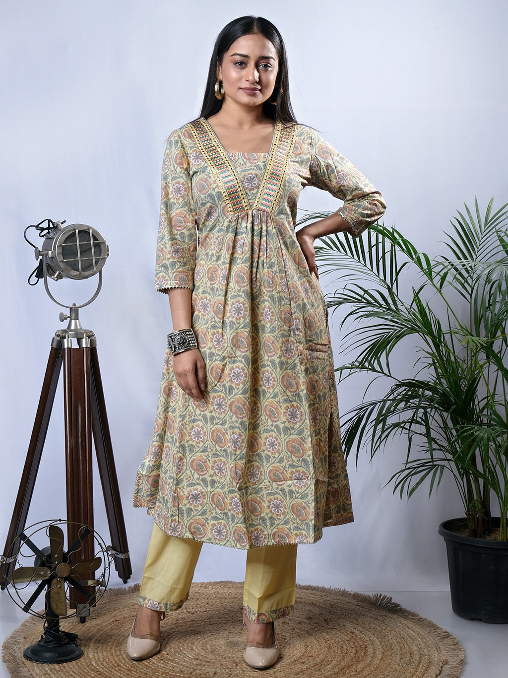 kurta and pant set, front view