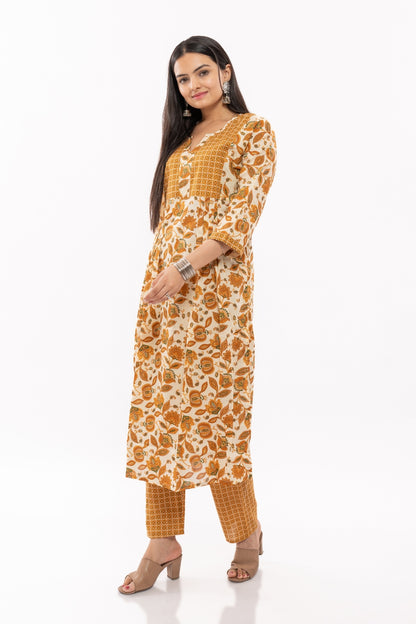 Ekisha's women cotton printed mustard multicolor kurta and pant set, another side view