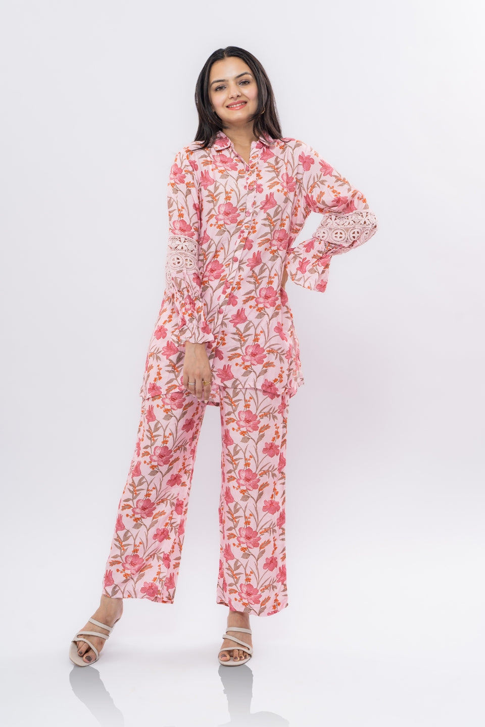Ekisha's women muslin printed pink floral co-ord set, front view