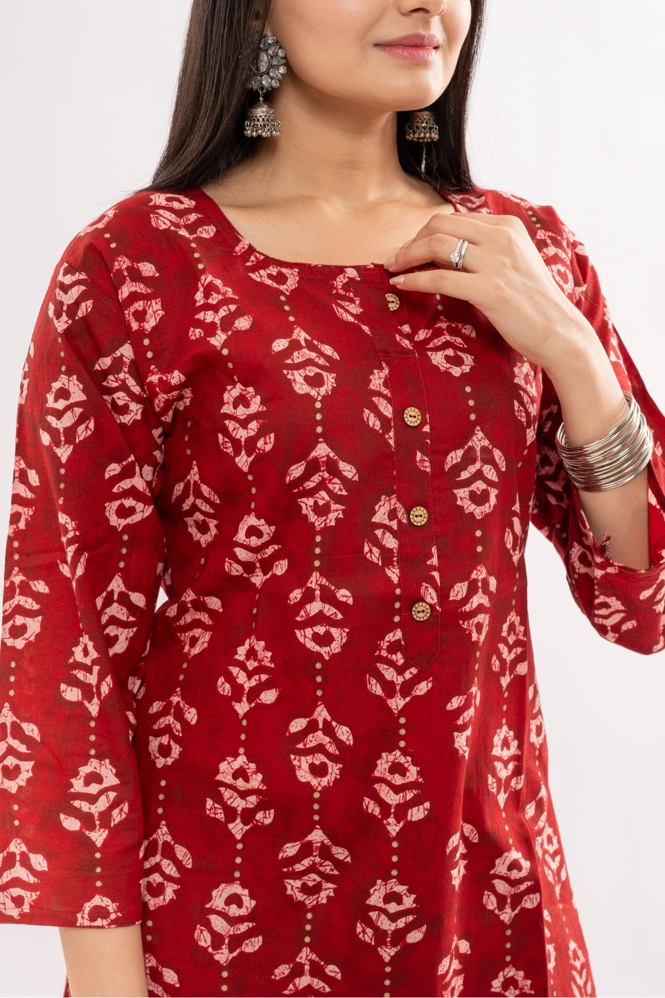 Ekisha women's cotton Maroon paisley printed straight kurta kurti round neck button, detailed view