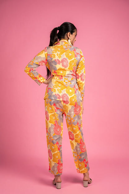 Ekisha's women muslin printed yellow floral co-ord set, back view